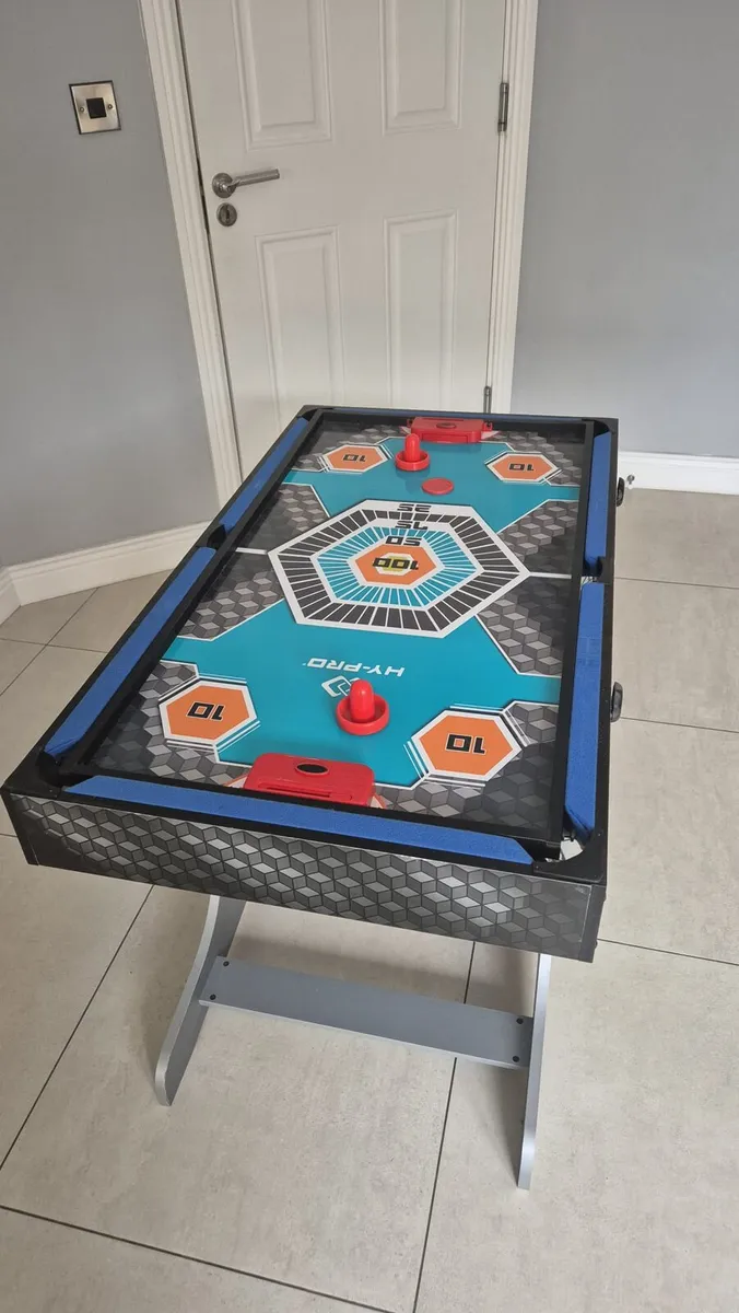 Football table - Image 3