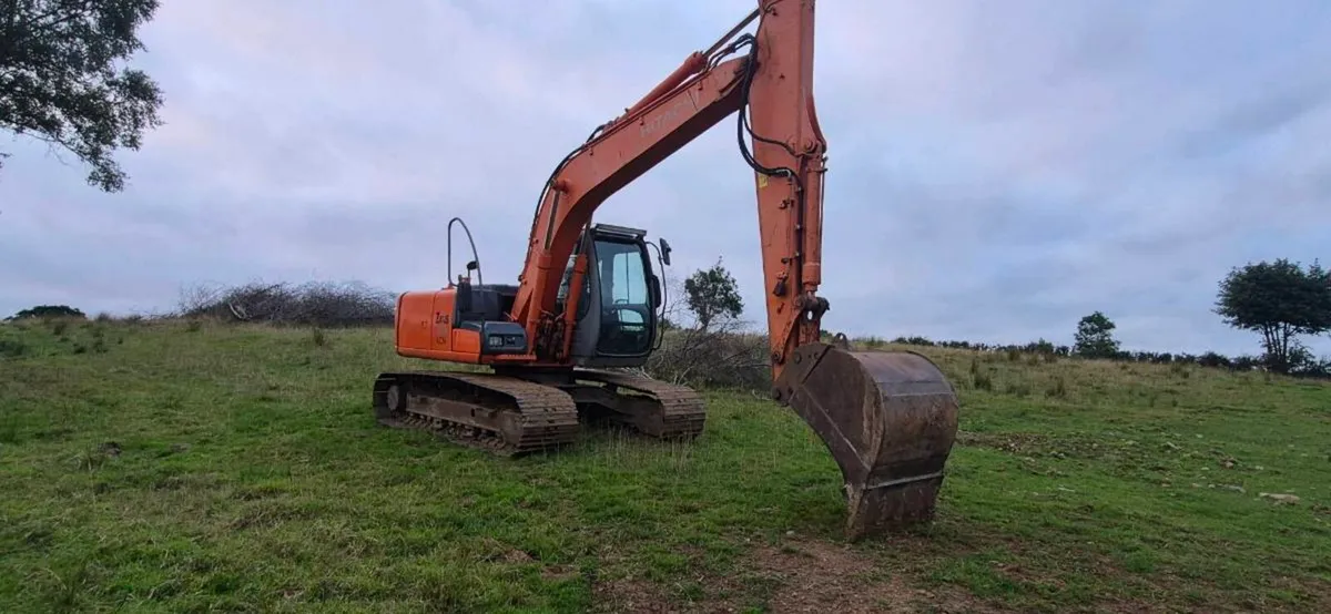 Hitachi Zaxis 130 - Image 3