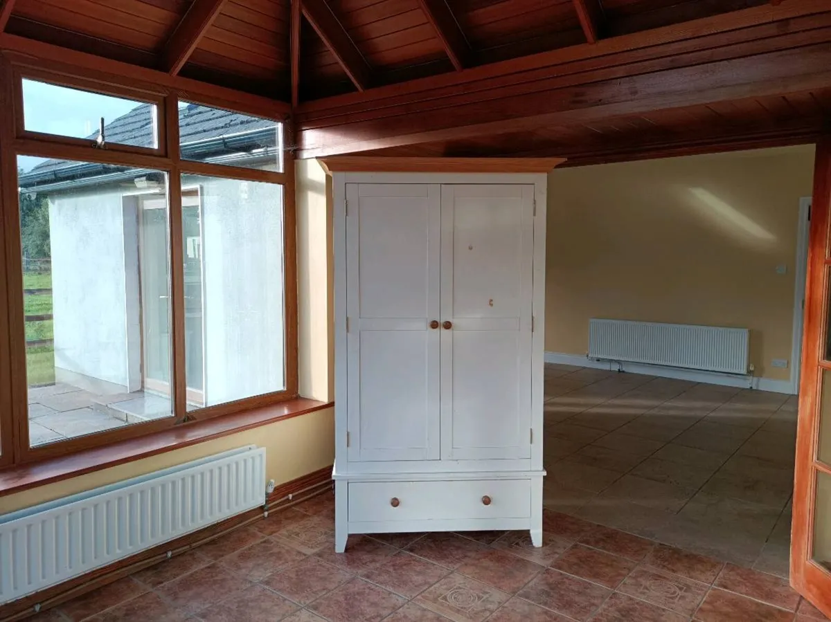 Wardrobe - Image 2