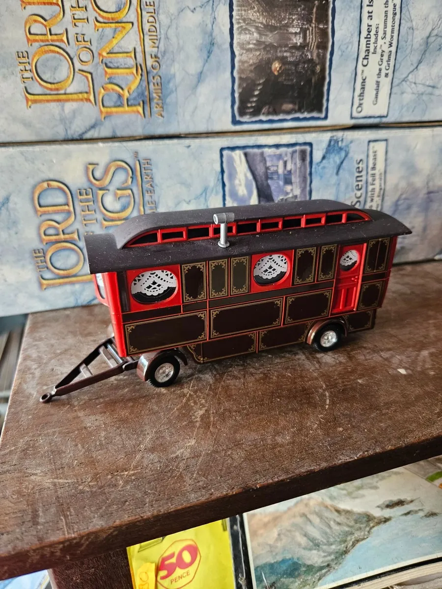 Corgi Circus Fair Ground Showmans Range Trailer - Image 1