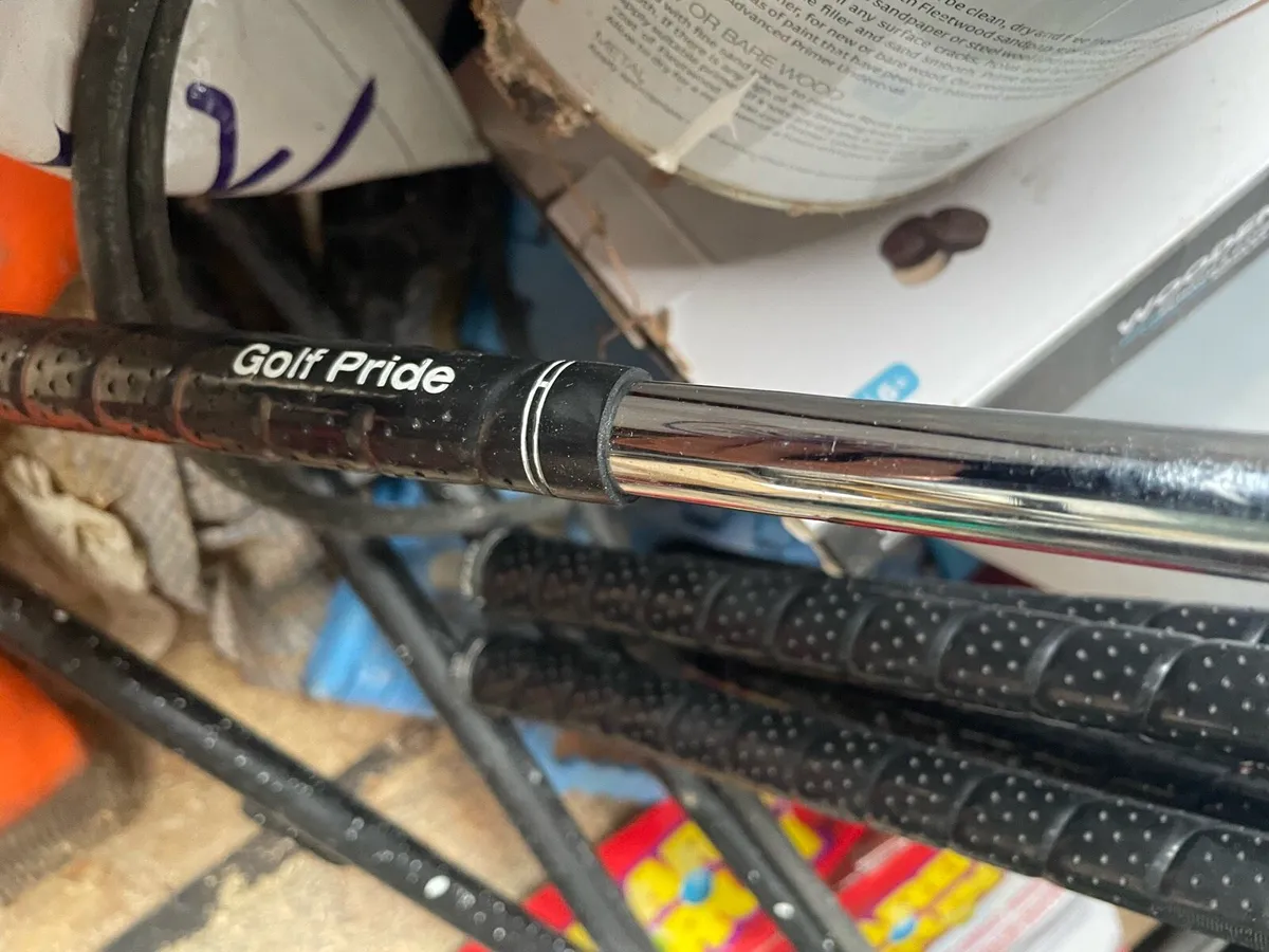 Taylormade m2 irons - Image 4
