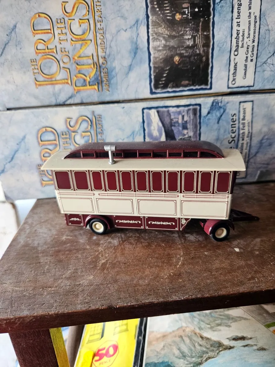 Corgi Circus Fair Ground Showmans Range Trailer - Image 2