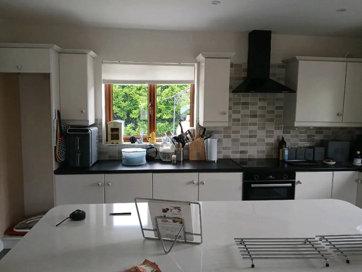 Fitted kitchen - Image 4