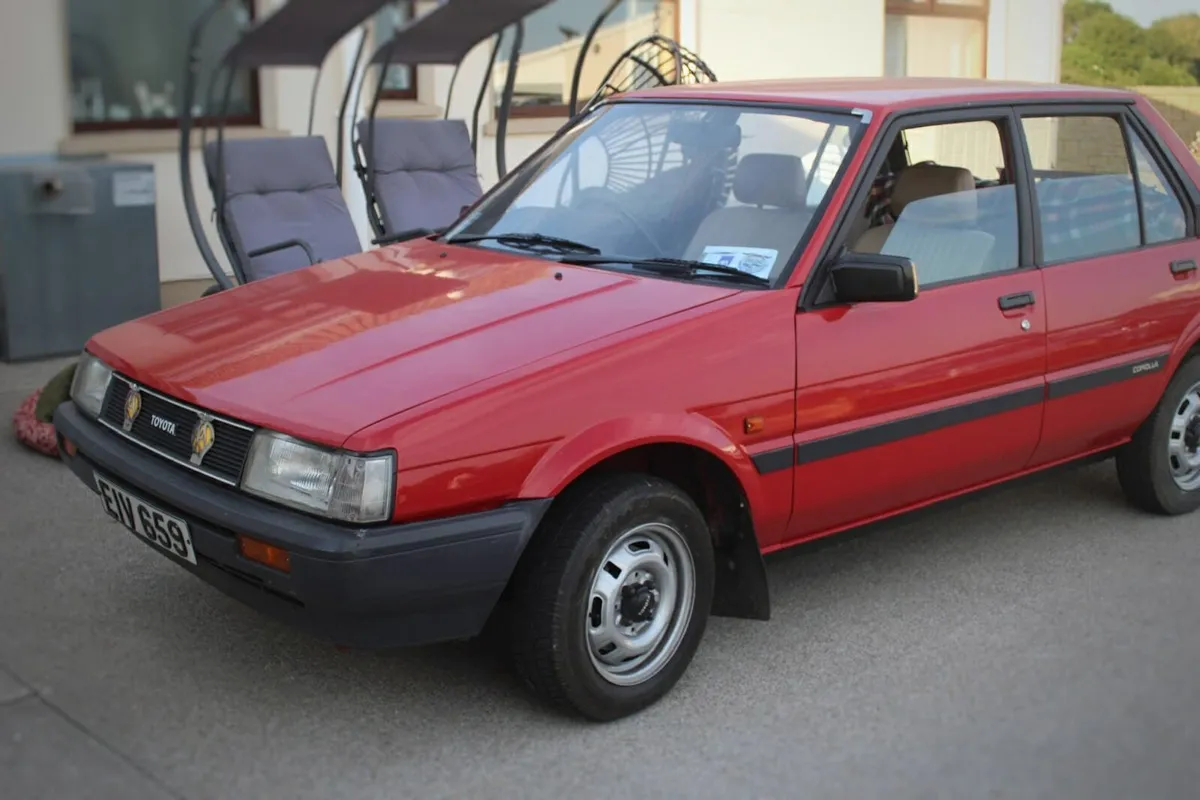 1983 Toyota Corolla DX 1.3 FWD - Image 2