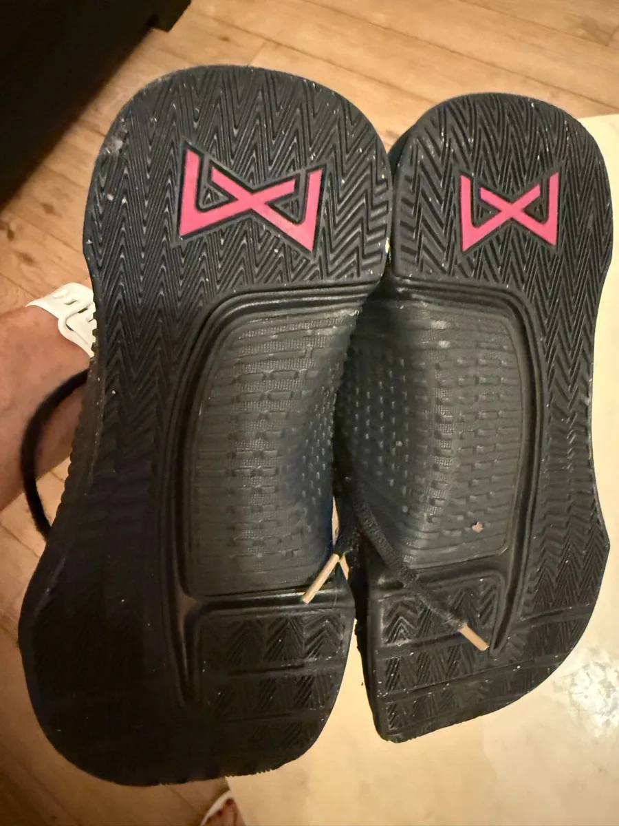 Nike Metcons - Image 3