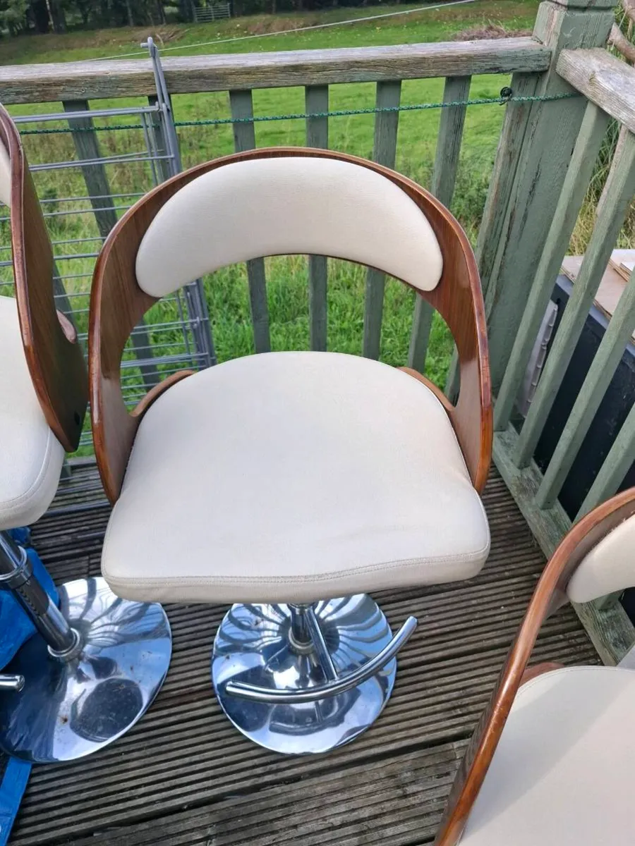 Set of 3 Adjustable Bar Stools  (DELIVERY) - Image 3
