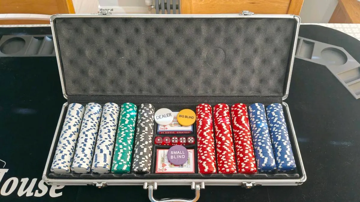 Poker Table Top & Weighted Chip Set - Image 4