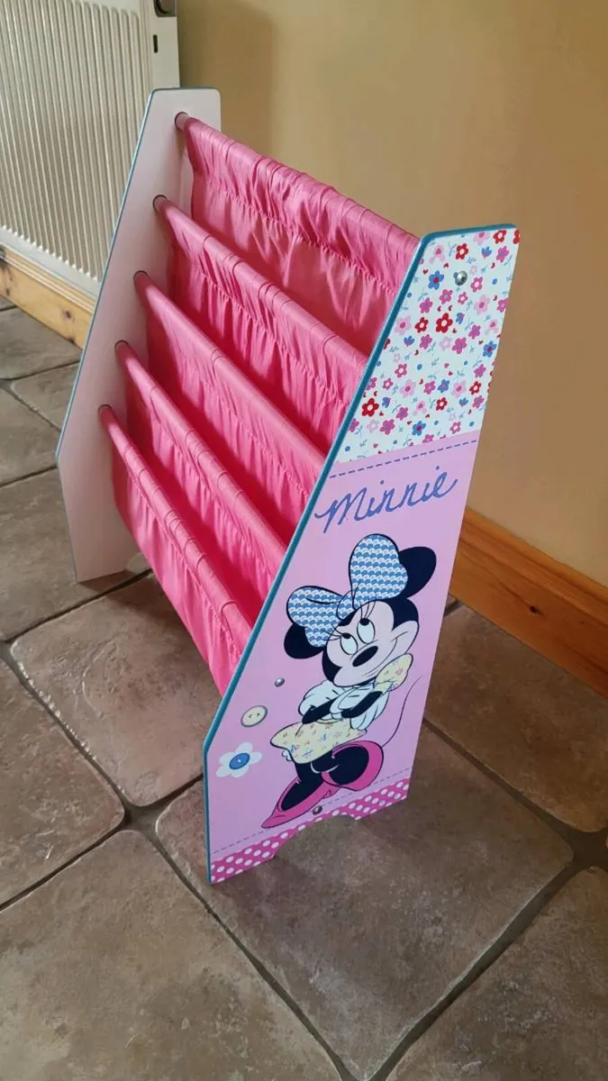 Minnie mouse bookcase - Image 1