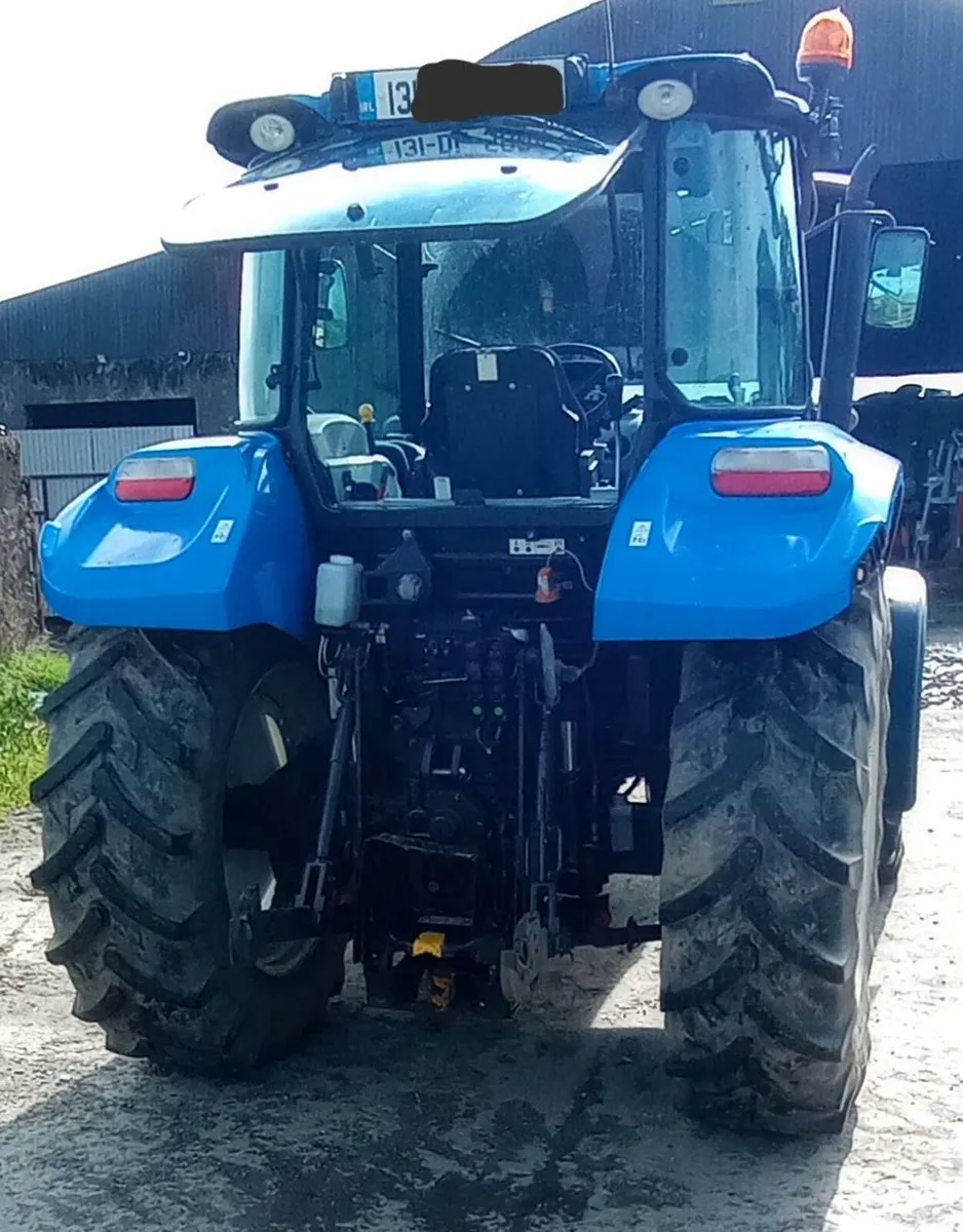 New Holland T5 2013 - Image 4