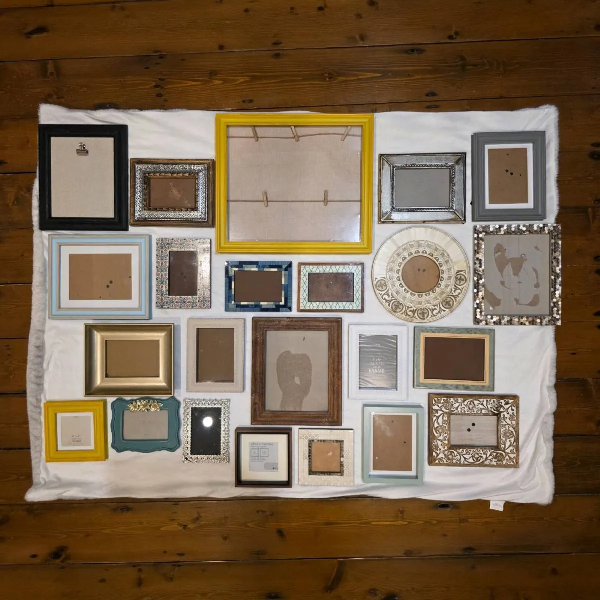 Picture Frames - Image 1