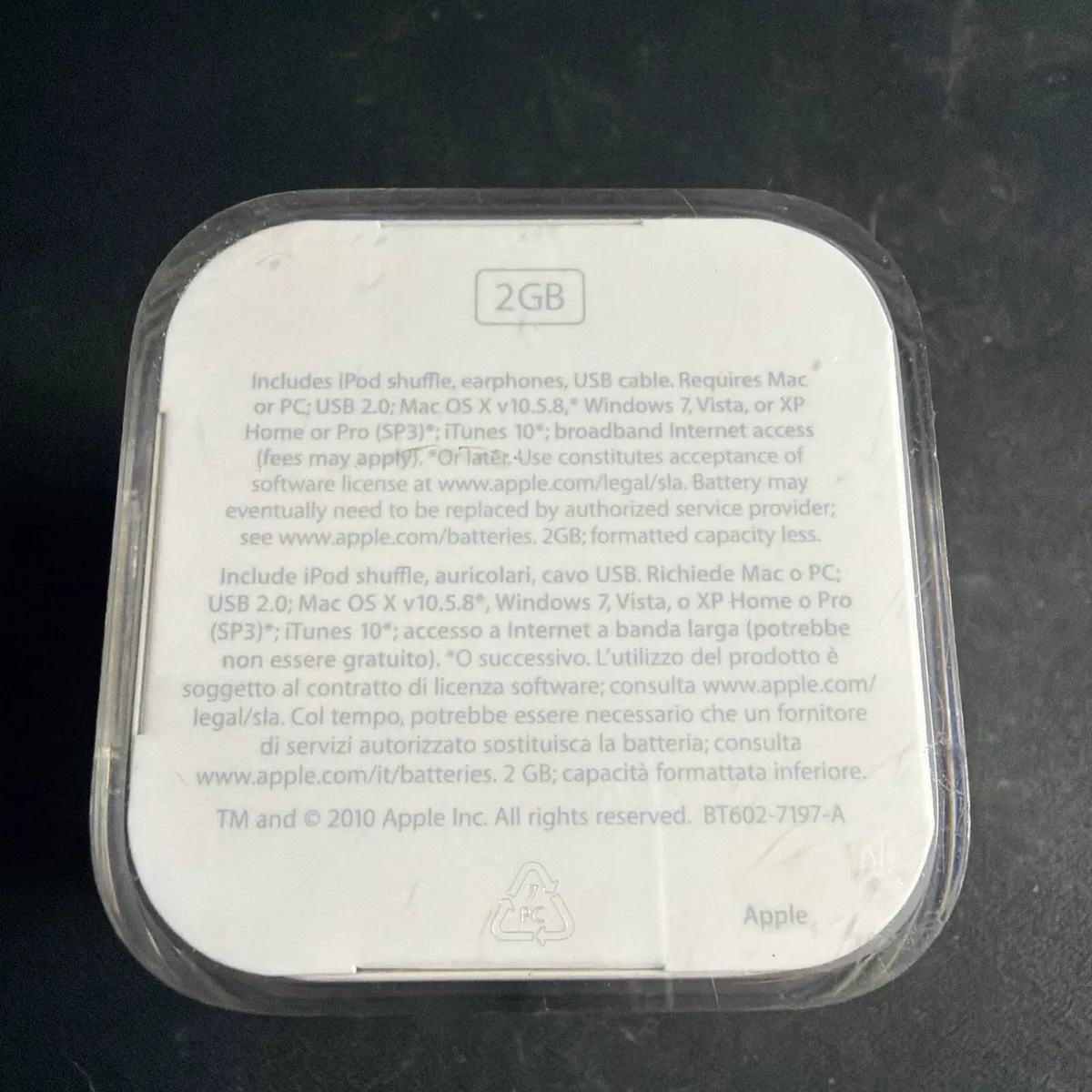 iPod Shuffle 4th Generation 2GB Pink - Image 3