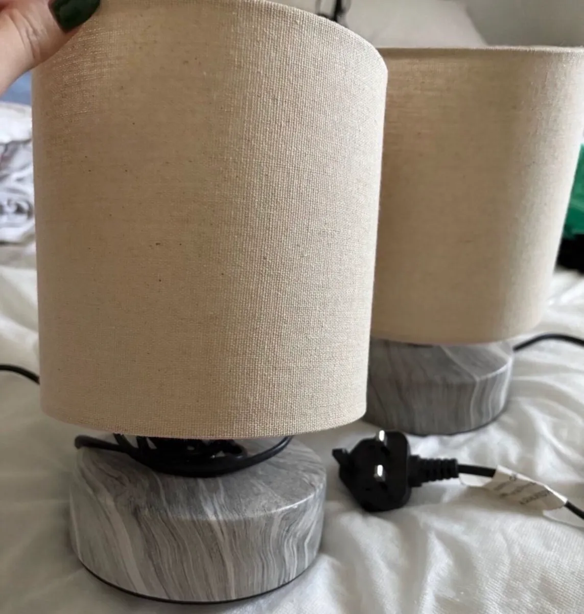 2 for €5 perfect working bedside lamps
