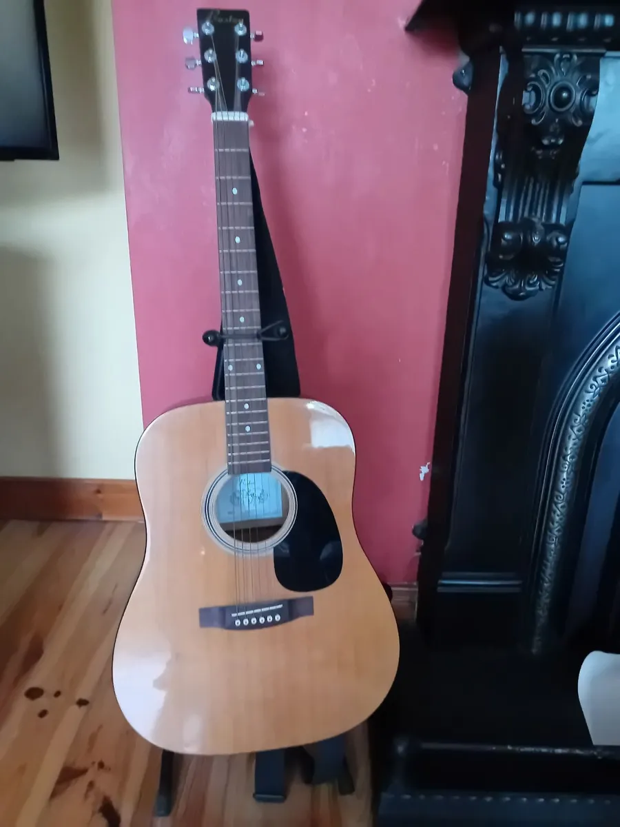 Guitar - Image 1