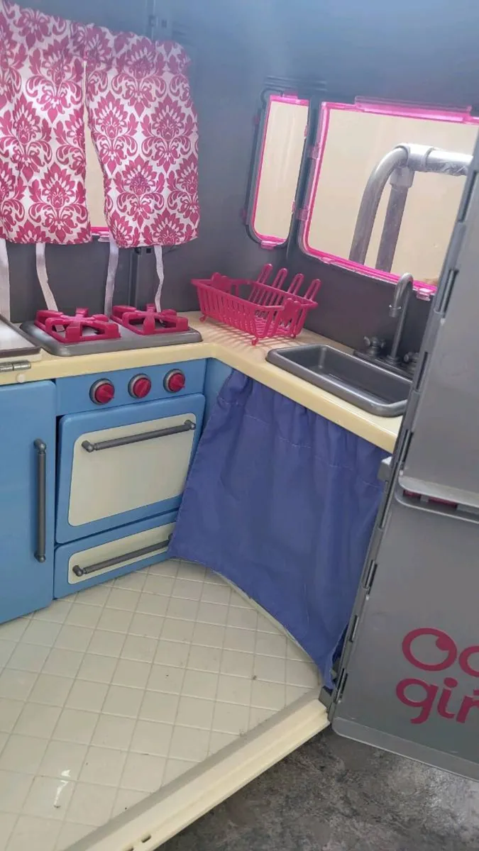 Our generation jeep and camper trailer - Image 4