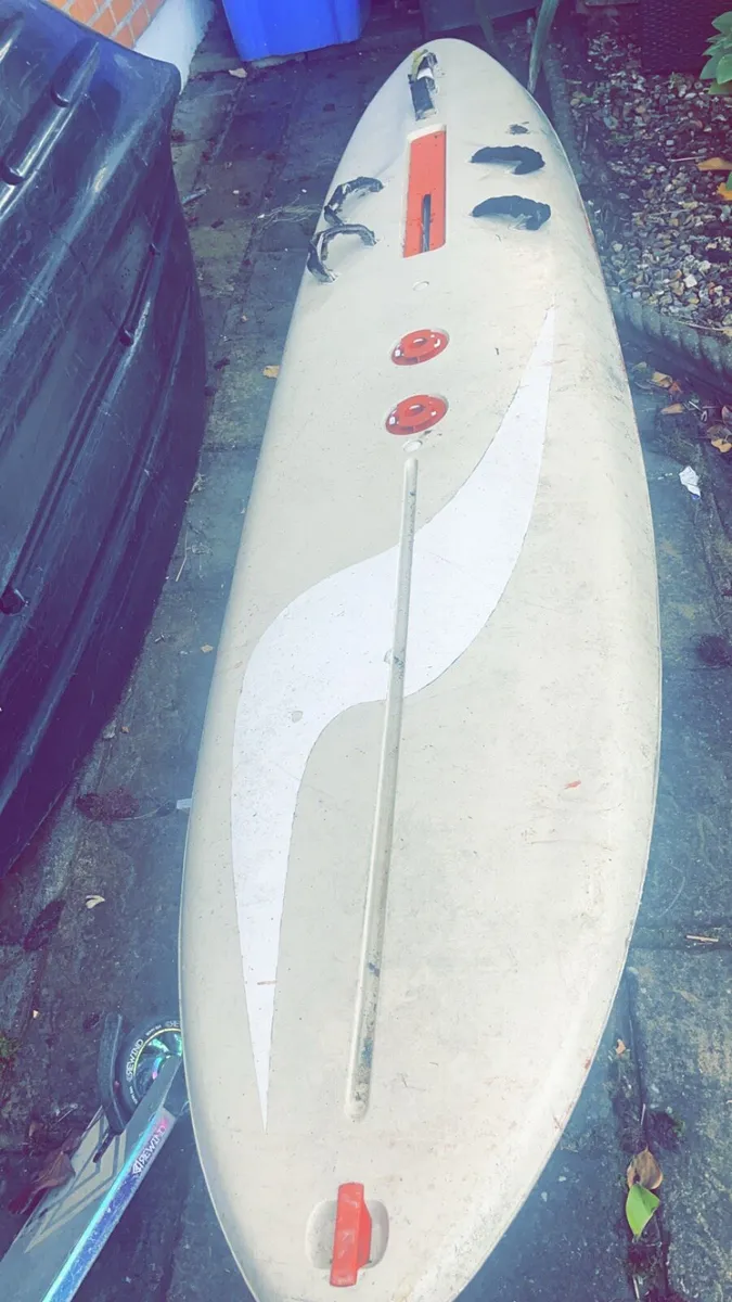 Wind surfing board/paddle board - Image 1
