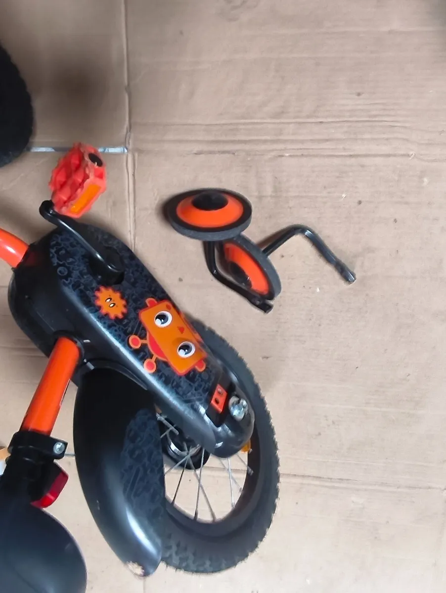 Childrens bike - Image 4