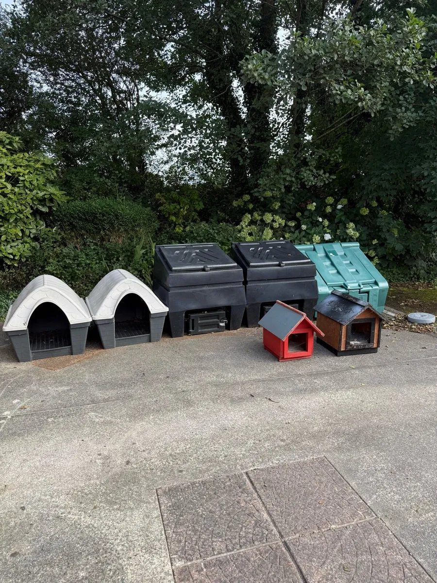 Dogs houses and coal bunkers - Image 2