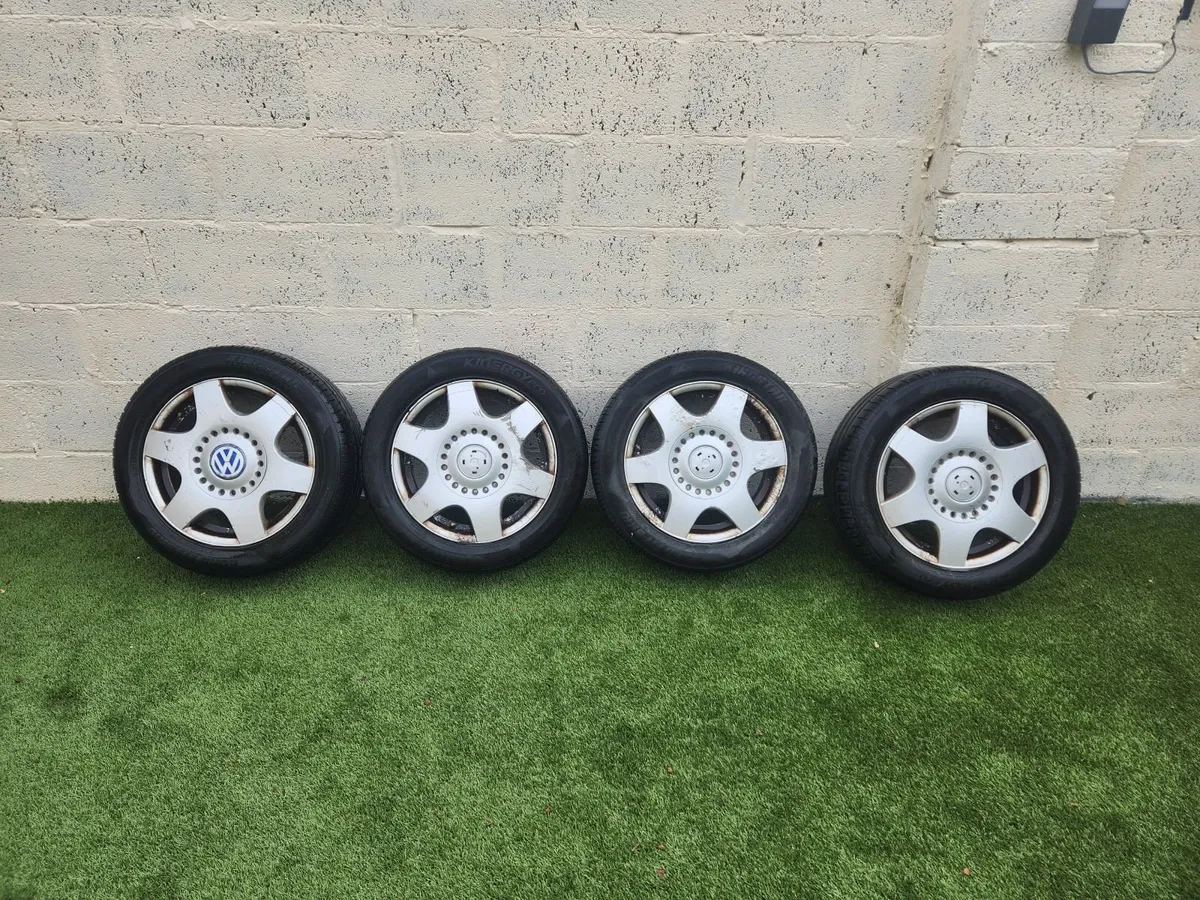 Genuine VW New Beetle Monte Carlo 16” Alloy Wheels - Image 1