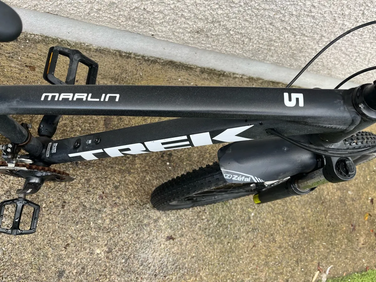 Trek Marlin 5 29” Mountain Bike – Aluminium – 2019 - Image 2