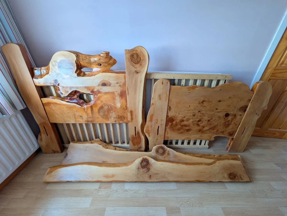Handcrafted single bed by Paul Moore - Image 4
