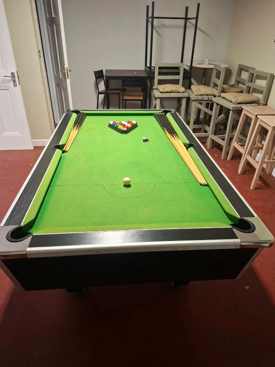 Pool table - Image 3