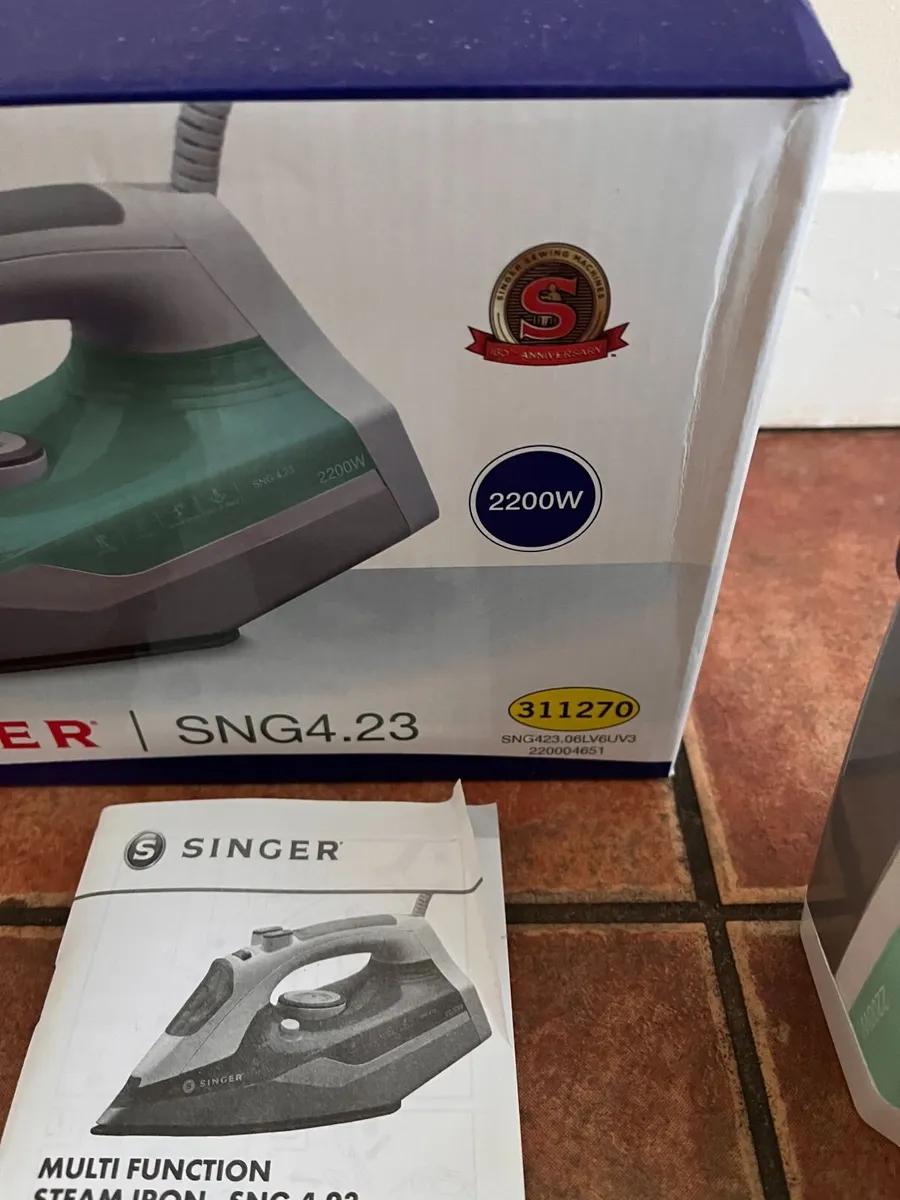 Singer steam iron - Image 3