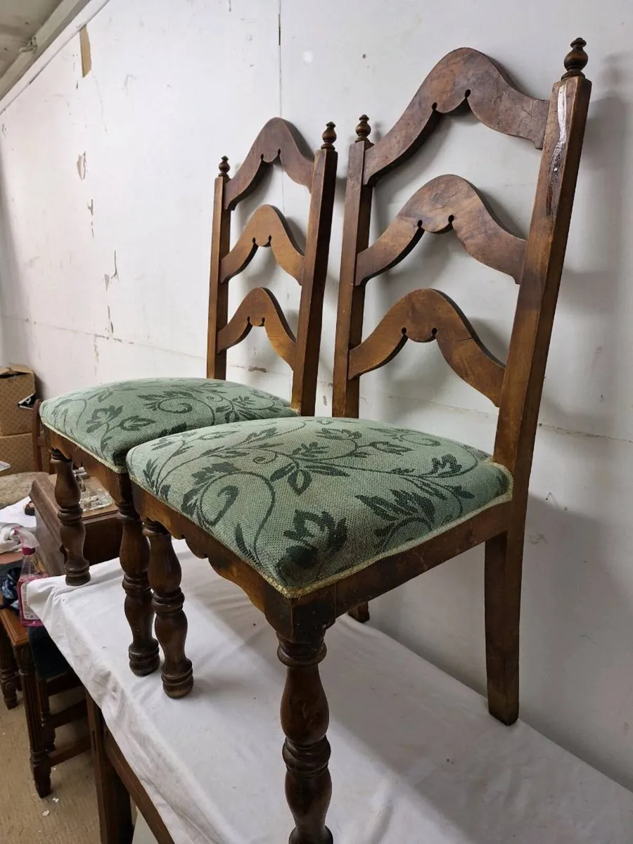 Pair of ladder back dining chairs - Image 3