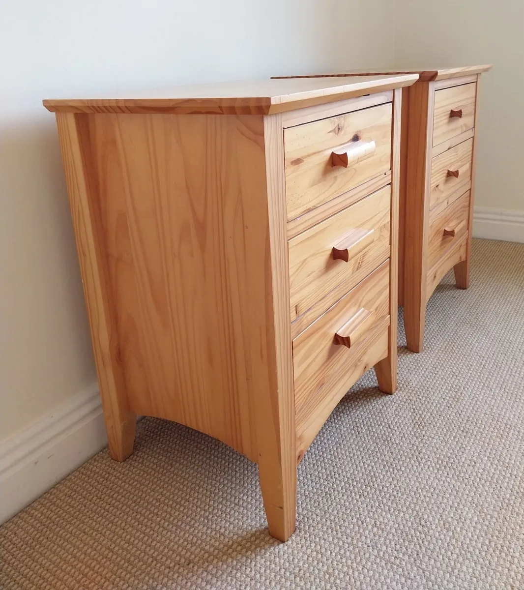 2 x Solid Wood Lockers - Image 4