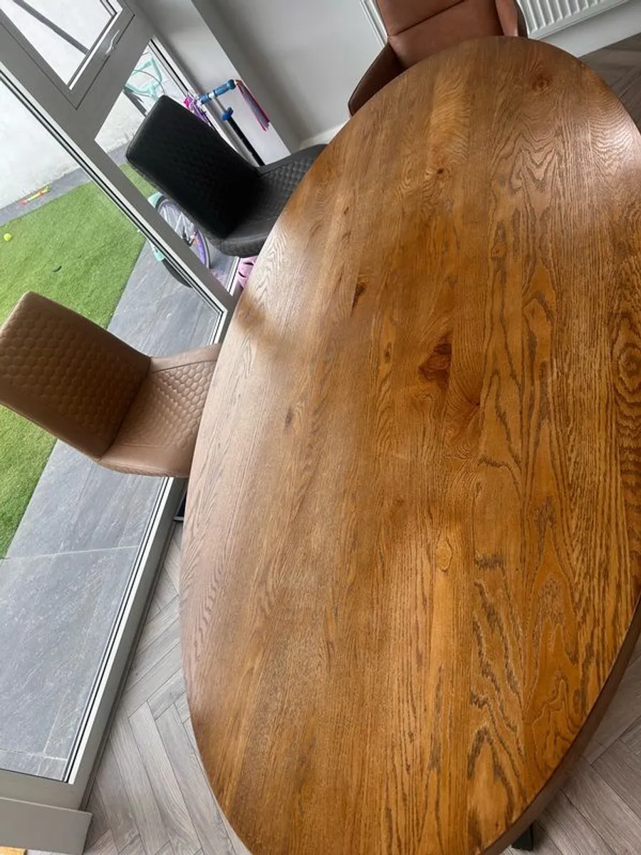 dinning table - Image 1