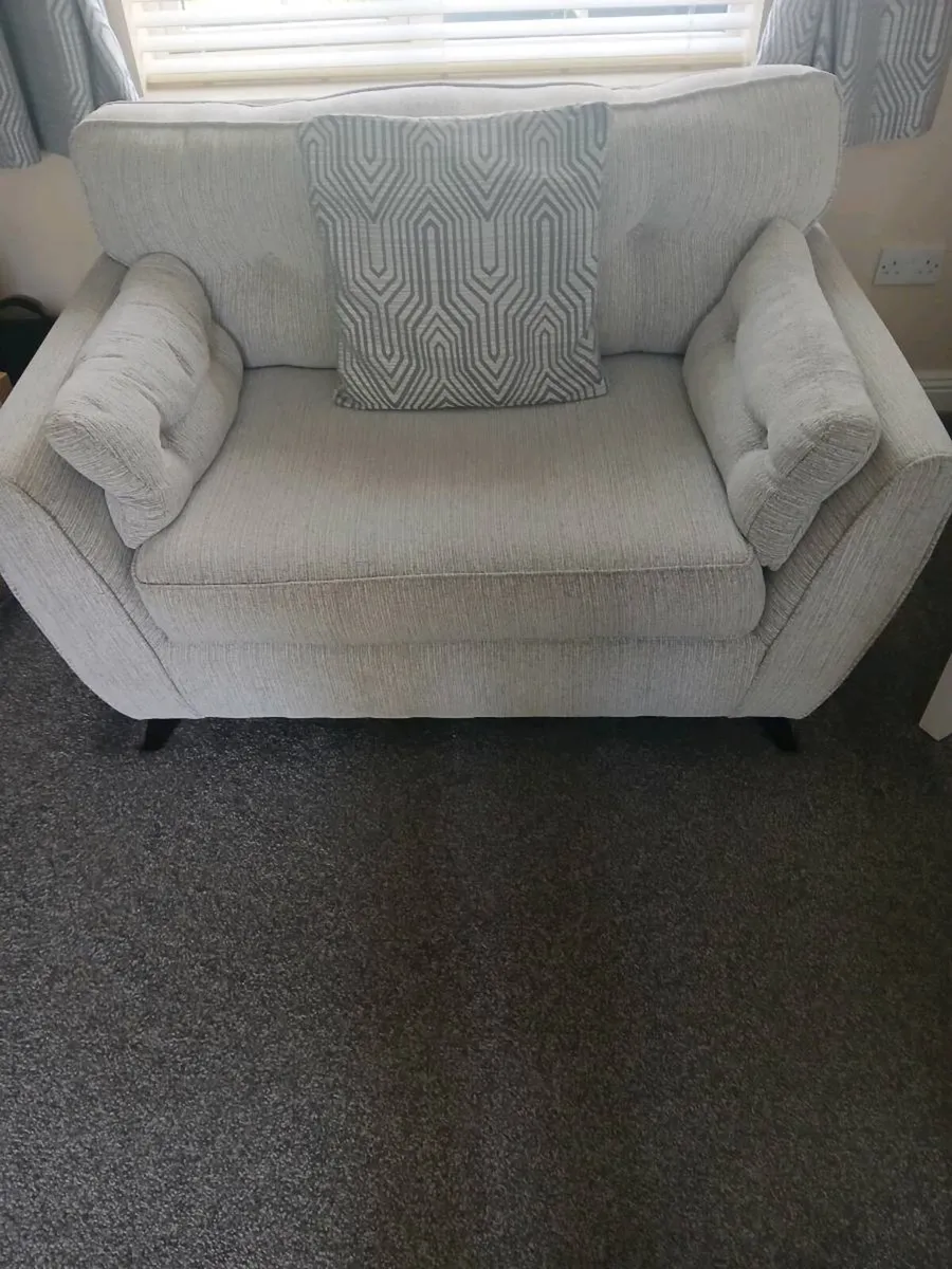 2 seater couch - Image 2