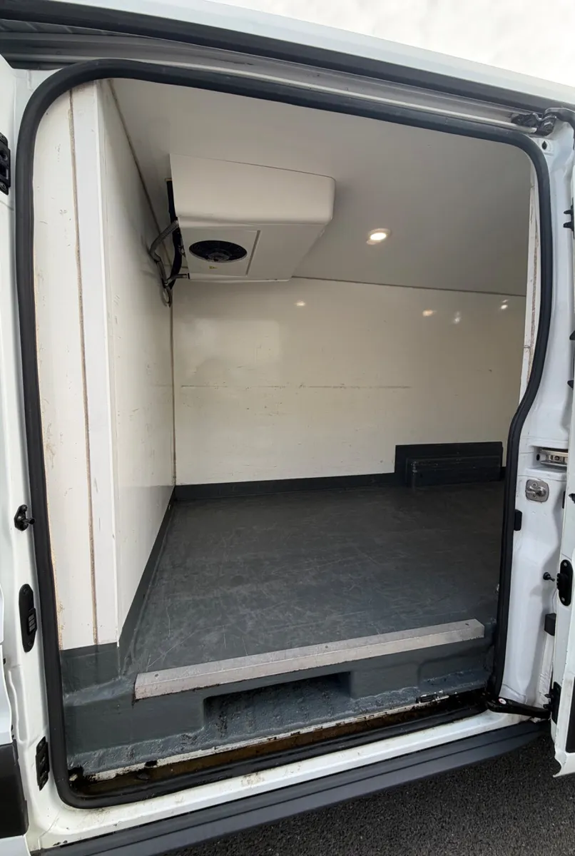 2021 Ford Transit Fridge Van 72,000km Trend - Image 4