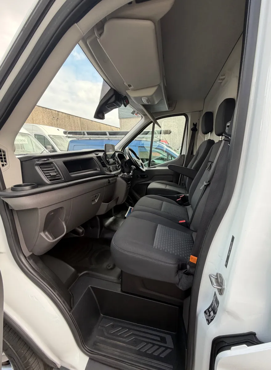 2021 Ford Transit Fridge Van 72,000km Trend - Image 2