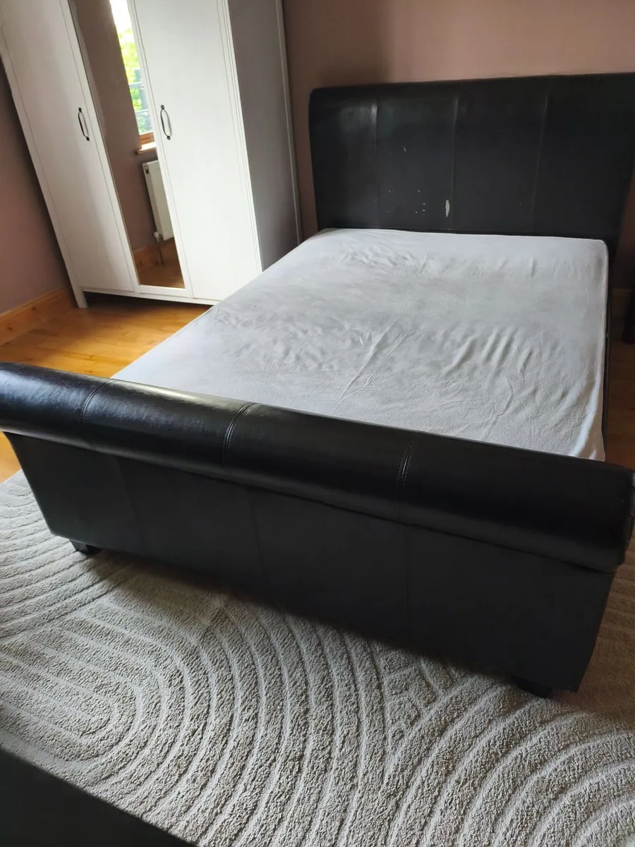 Double Sleigh Bed Frame & Mattress - Image 3