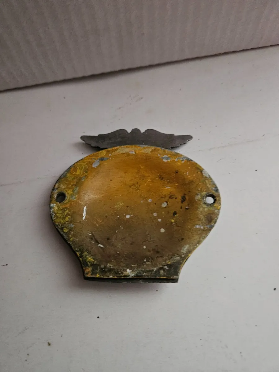 Vintage AA Badge - Image 3