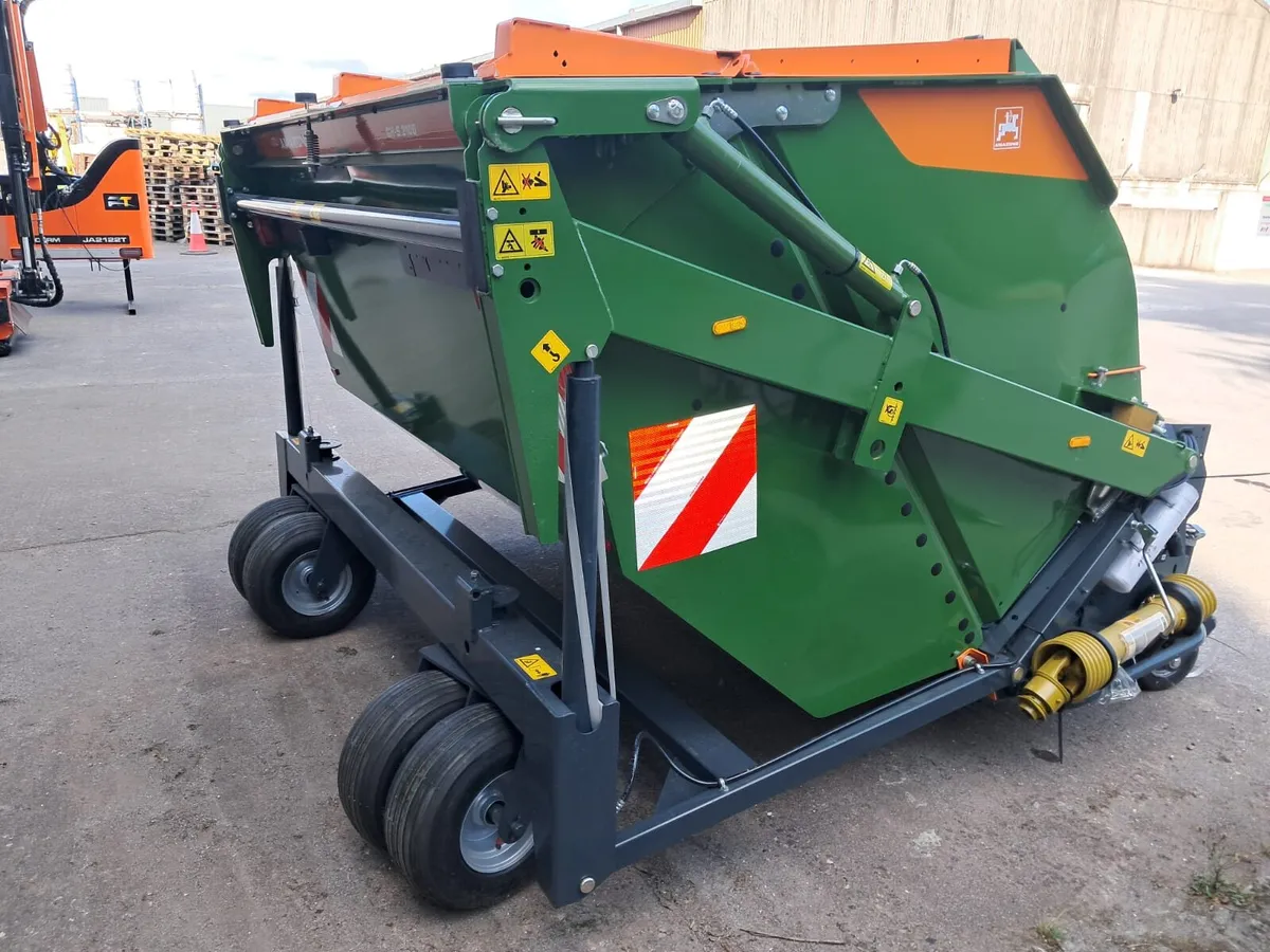 Amazone Mounted Flail Mower Collector - Image 3