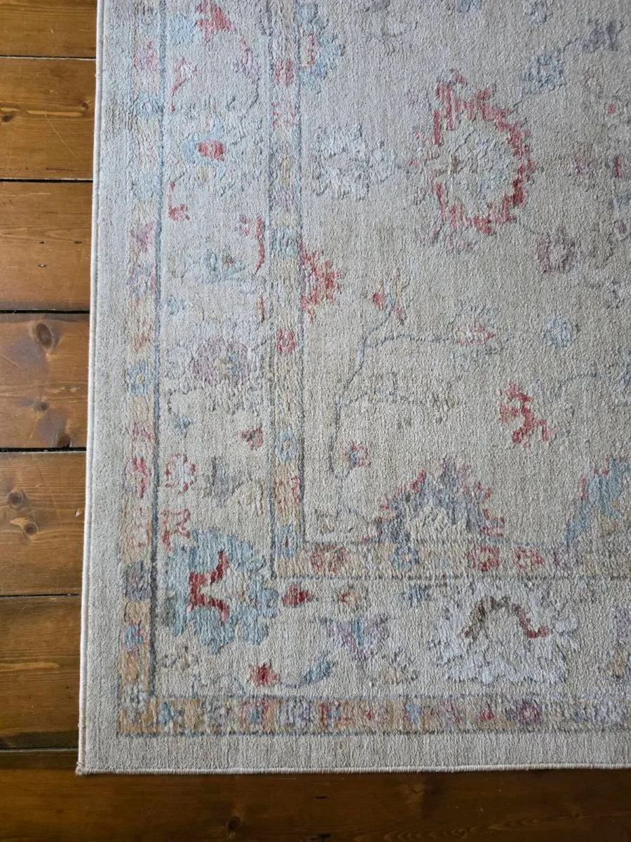Large HMC Alia Rug - 200 x 150cm - Image 3