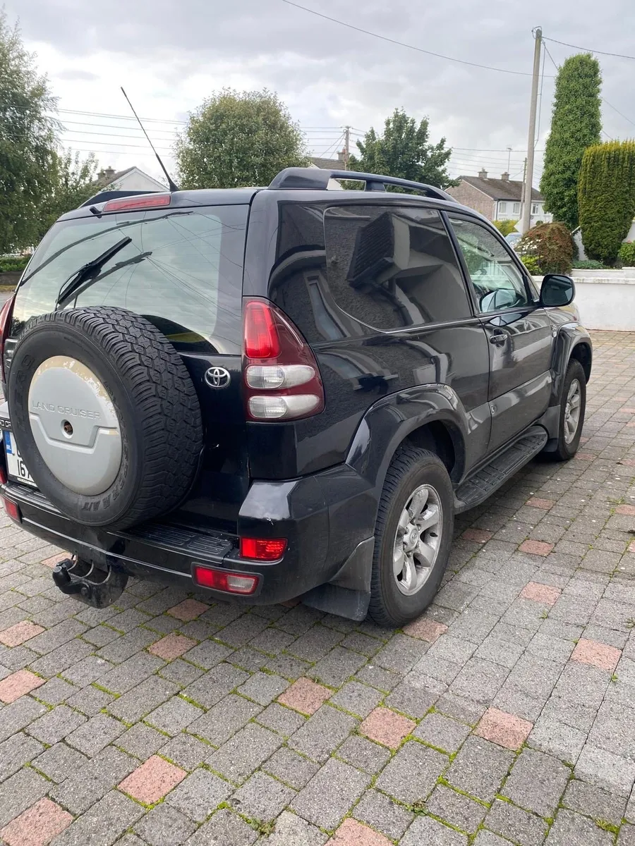 Toyota Land Cruiser - Image 2