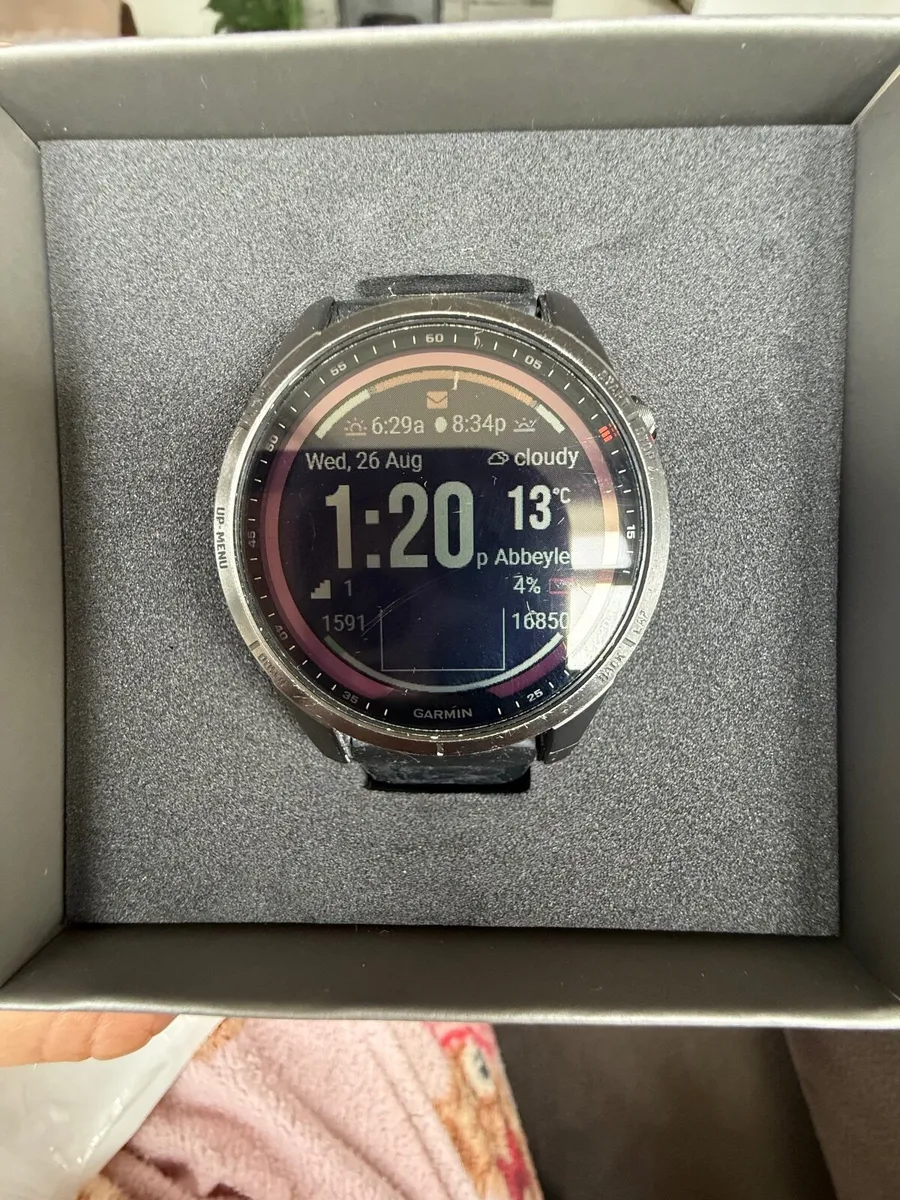Garmin watch - Image 3