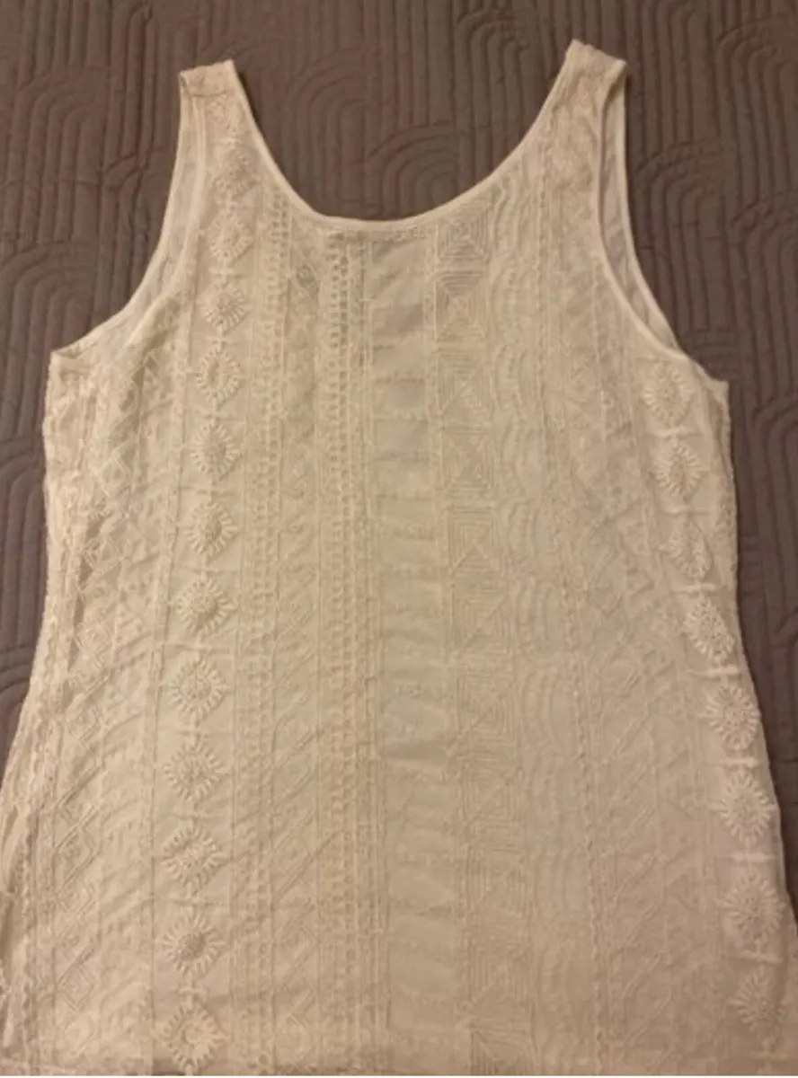 YAYA vest top Size L - Image 2