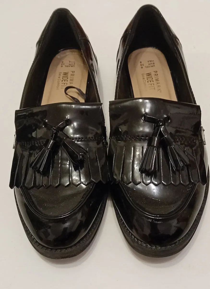 Ladies Flats NEW - Image 1