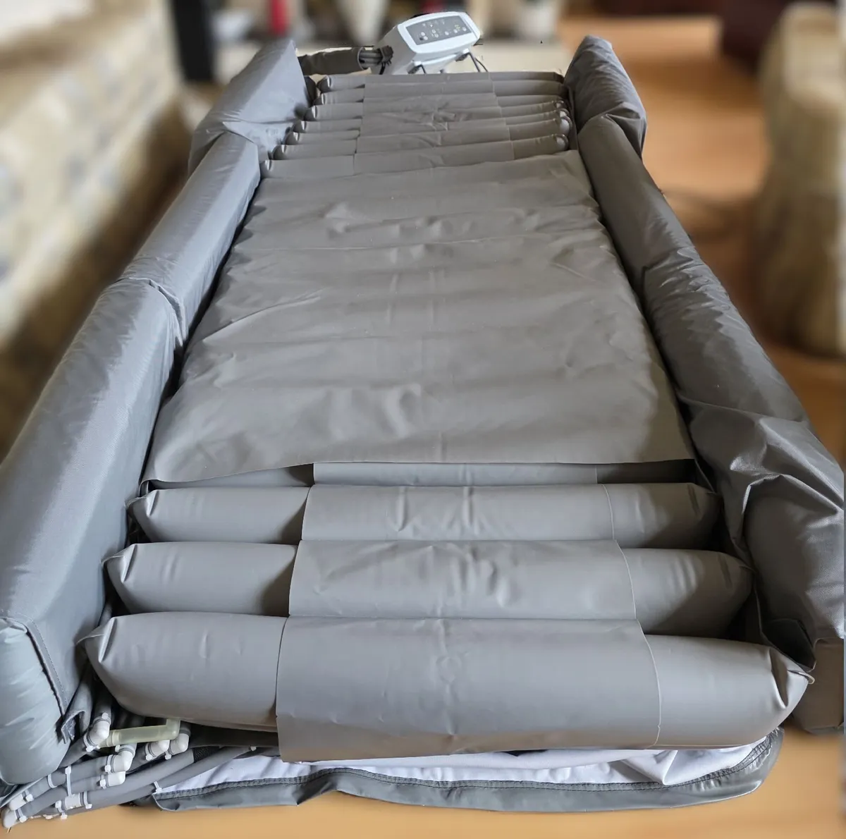 Apex Medical Pro-care Turn Bilateral Air Mattress - Image 1