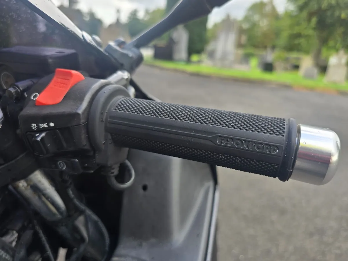 Honda CBR 2001 - Image 4