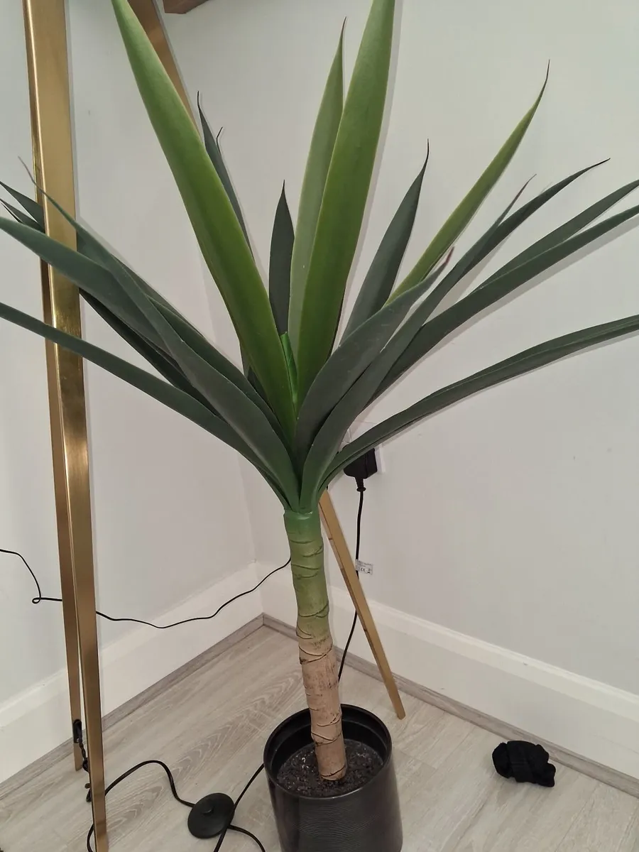 Artificial plant