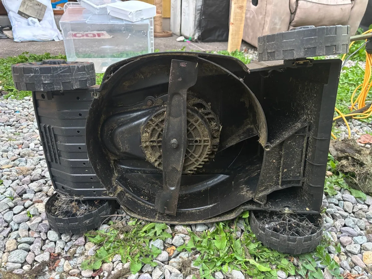 Parkside Electric Lawnmower – Great Condition - Image 4