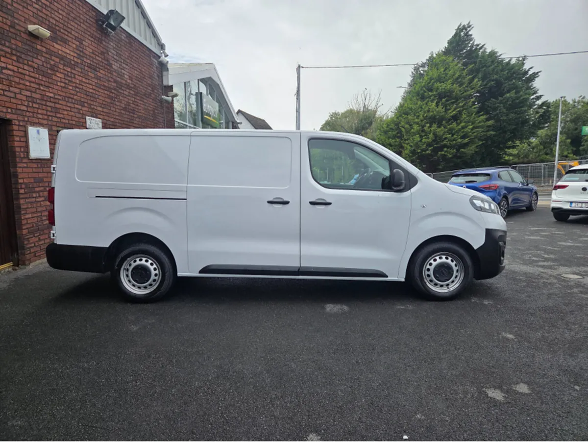 Opel Vivaro L2H1-1.5 100PS-6SP MAN 100PS-DIE-6SP 5 - Image 3