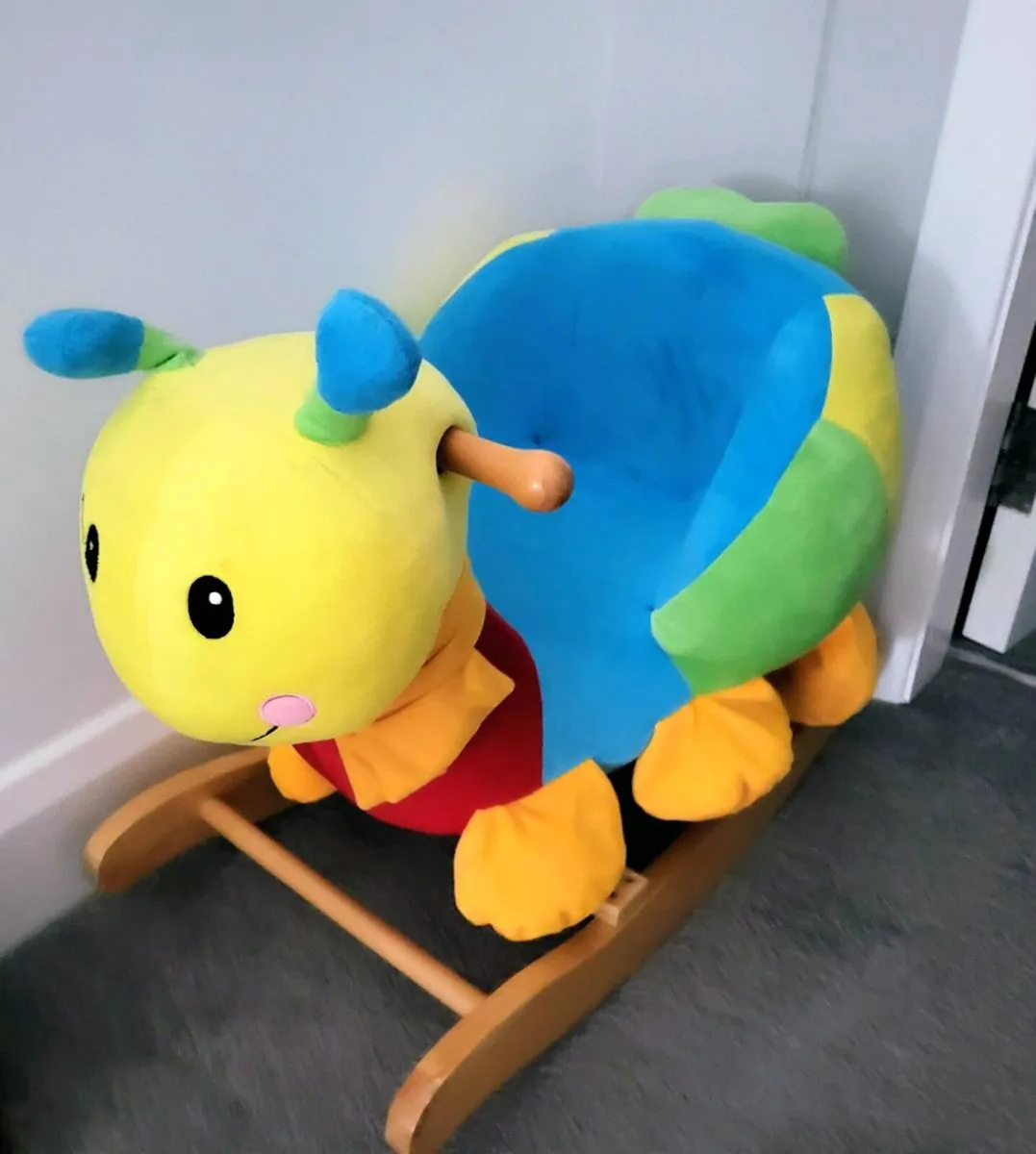 Rocking catepillar