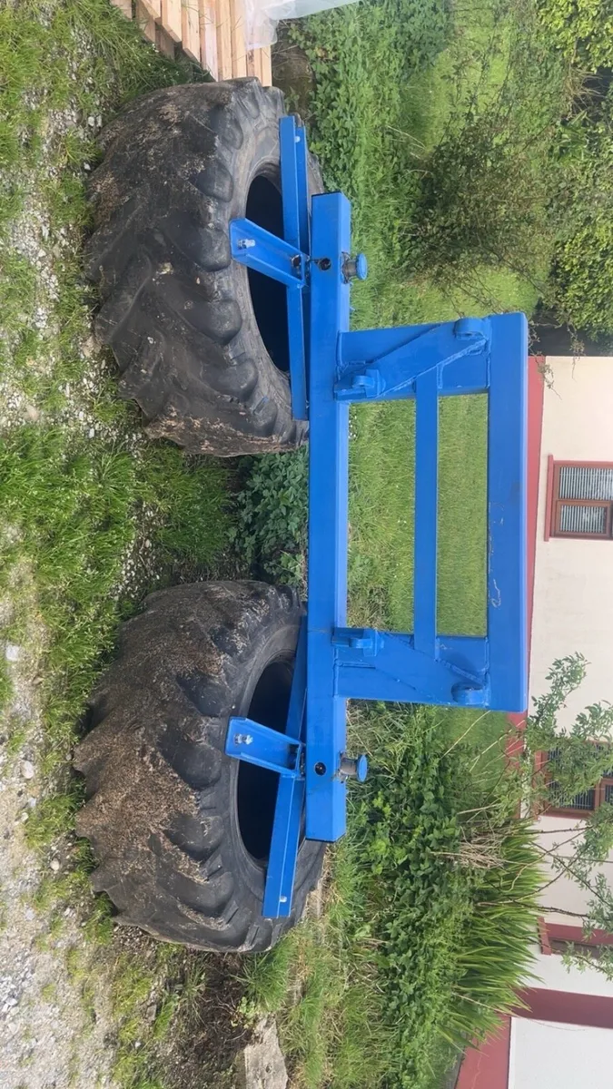 Silage pusher - Image 1