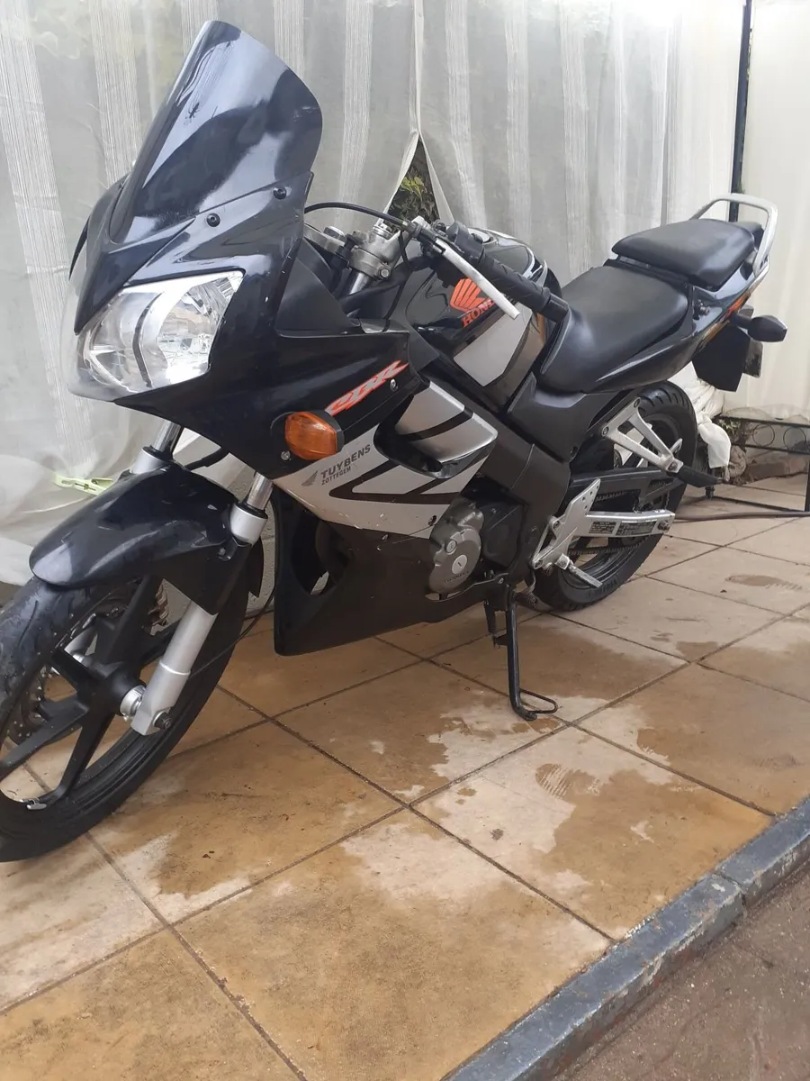 Honda 2006 cbr r 125cc - Image 1