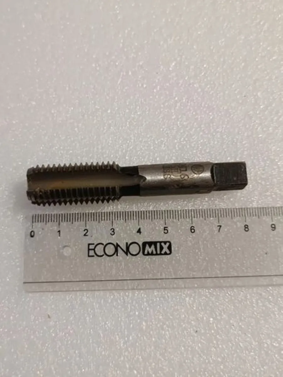 M16x2 DIN 352 Straight Flute Tap HSS set of three - Image 4