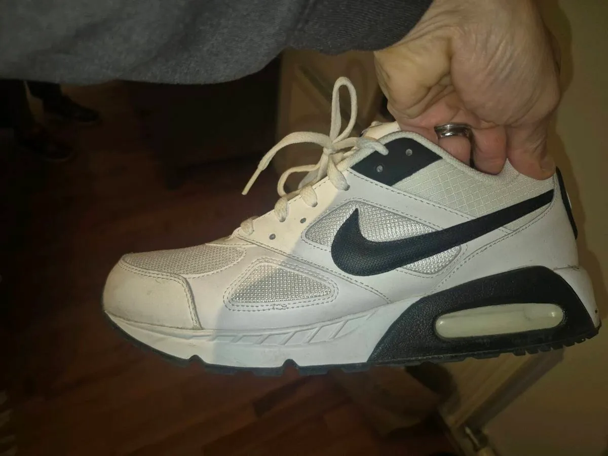 Nike Air Max Ivo UK 9 - Image 1